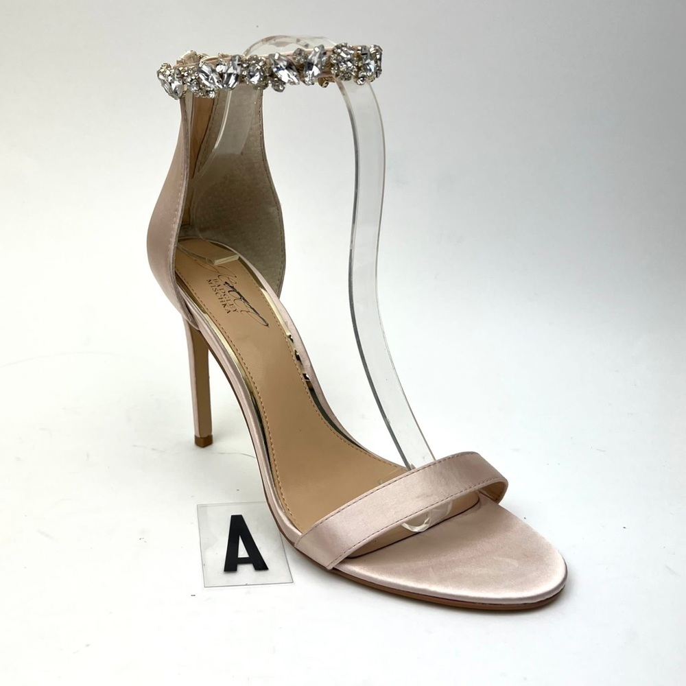BADGLEY MISCHKA Jax Sandal sz 8